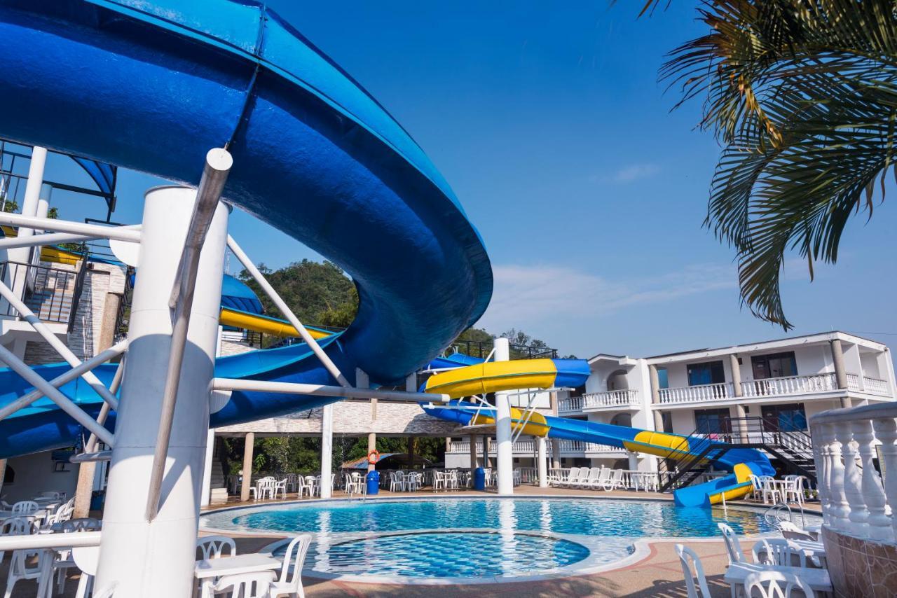 Hotel La Puerta Del Sol La Vega  Dış mekan fotoğraf